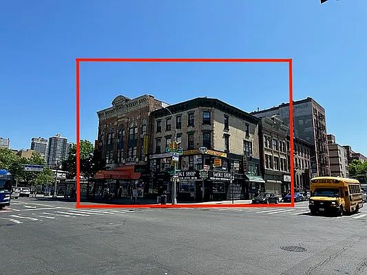 2nd image of 1941 Madison Ave