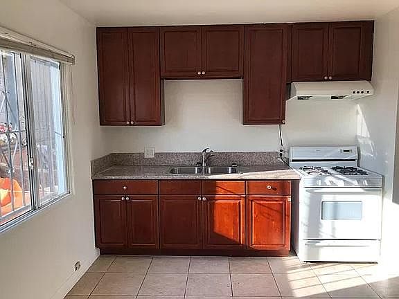 5th image of 9543 1/2 Garvey Ave #4