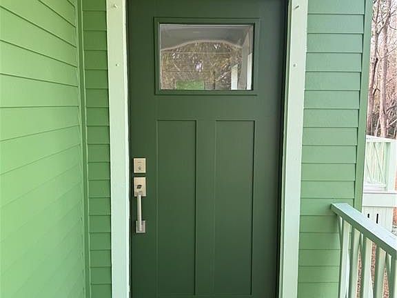 2nd image of 865 Edwards St