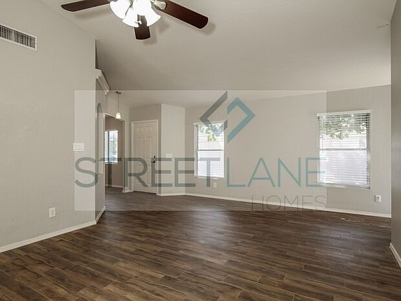 3rd image of 1326 E Escuda Dr
