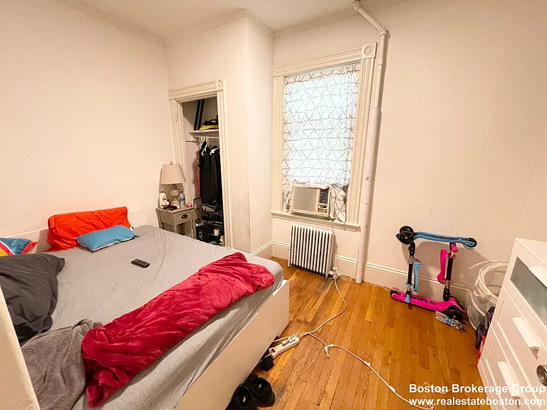 22 Humphreys St #2 — Photo 2