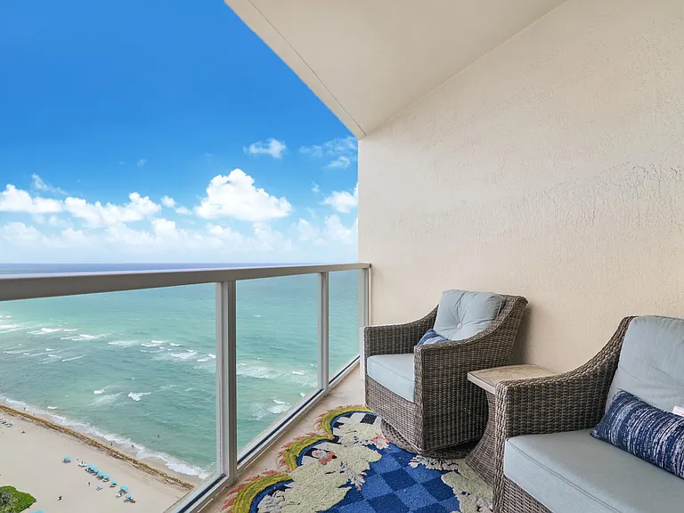 16699 Collins Ave #3204 — Photo 15