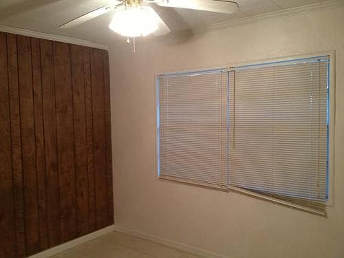 4th image of 106 Lincoln Dr NW #A