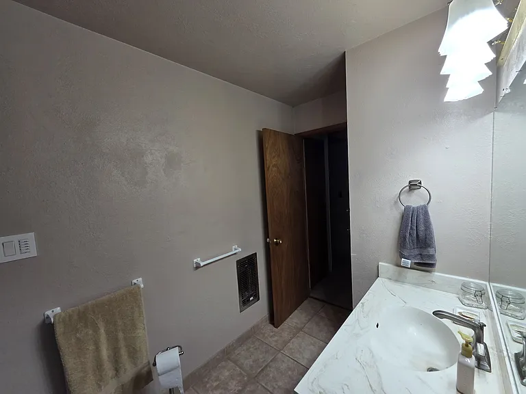 19844 Pine Dr E — Photo 17