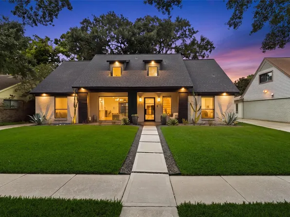 5934 Dumfries Dr, Houston, TX 77096