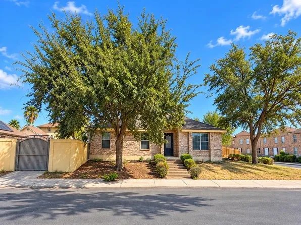 302 Begona Ct, Laredo, TX 78046