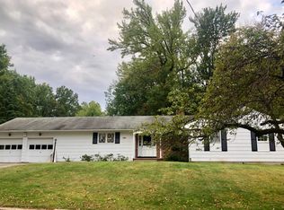 27 Bruce Ct, Cedar Grove, NJ 07009