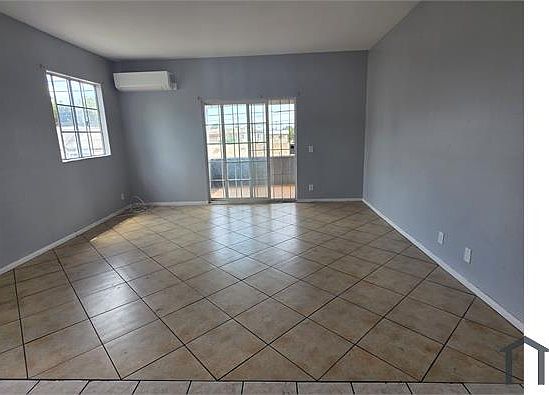 1st image of 2720 Naomi Ave APT 4