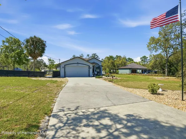 10494 Desert Sparrow Ave, Weeki Wachee, FL 34613