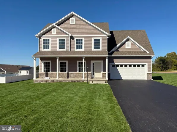 1479 Sherry Dr, Chambersburg, PA 17202