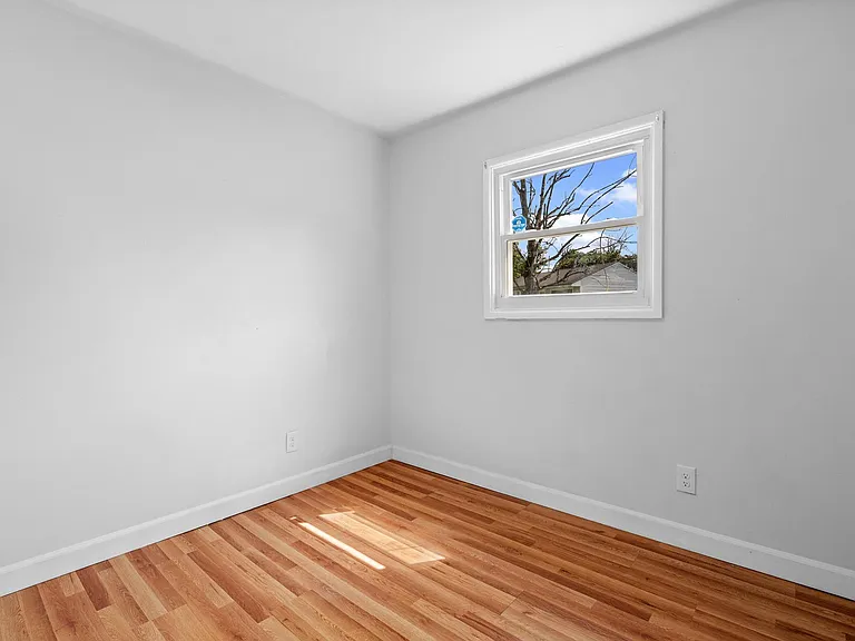4441 Marlowe St — Photo 22