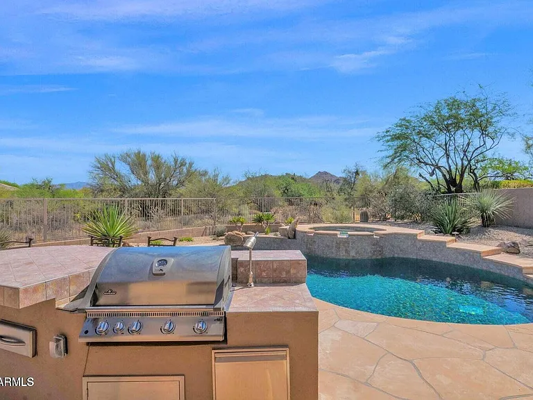 7180 E Thirsty Cactus Ln — Photo 32