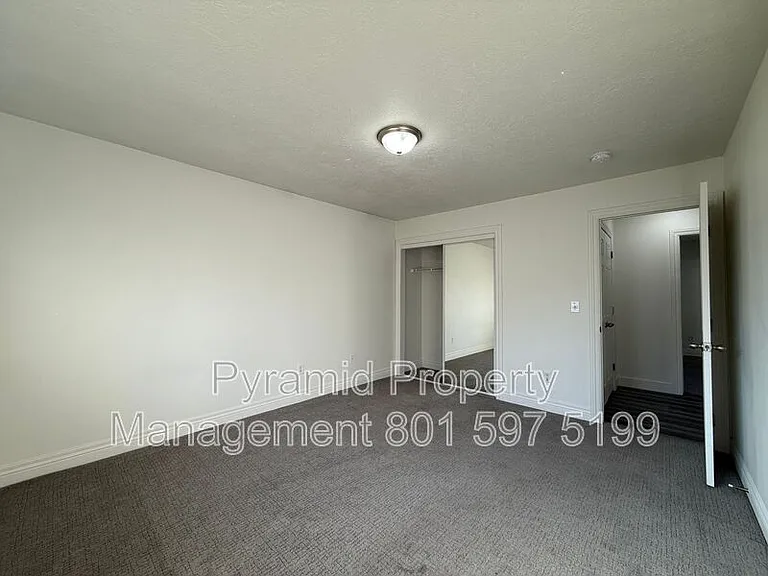 3178 S 945 E #B — Photo 17