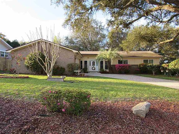3rd image of 2112 Sunbury Dr