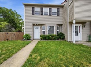 880 Riverbend Rd, Virginia Beach, VA 23452