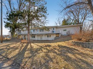 30620 Akerson St, Lindstrom, MN 55045