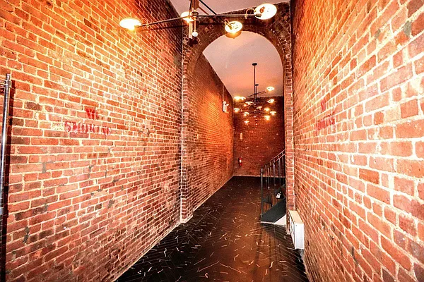 Rented by Bruma Realty LLC | media 22