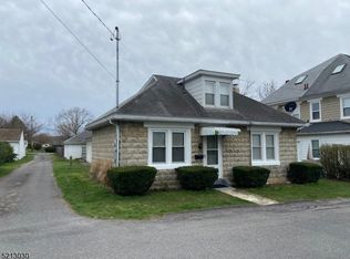 1119 Morris St, Alpha, NJ 08865