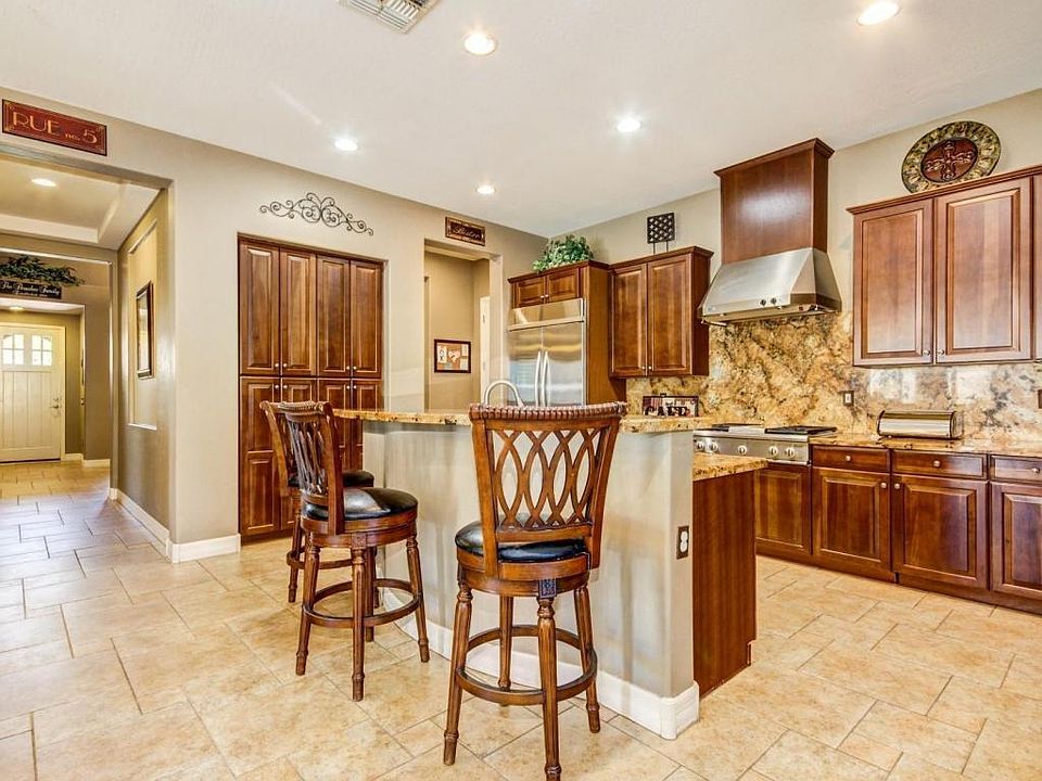 1st image of 20461 W Lost Creek Dr E