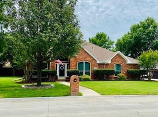 609 Indian Creek Dr, Trophy Club, TX 76262