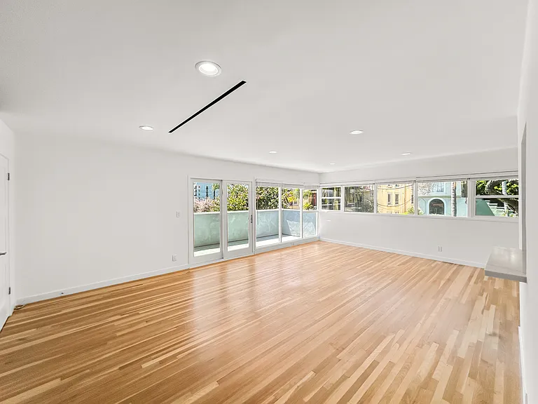 1128 Larrabee St #3 — Photo 7