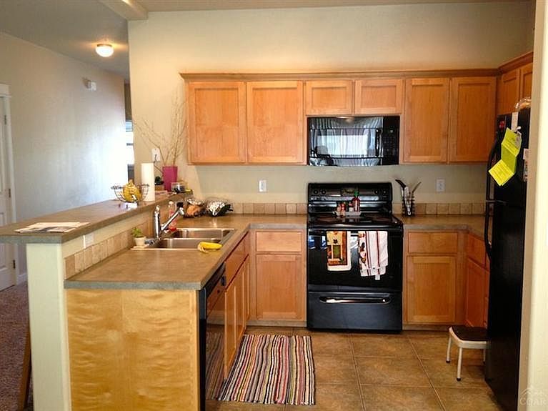 2nd image of 21027 Carl St Unit 2