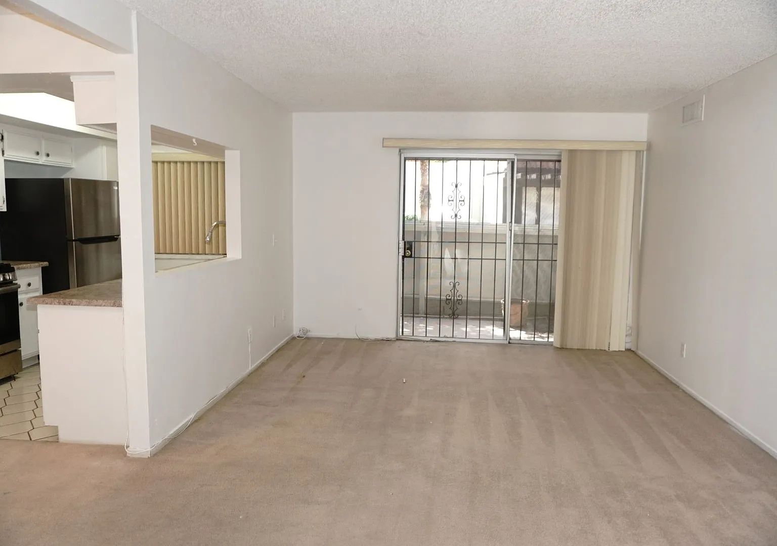 Coming Soon 9/1/2026 Downtown 1st Floor Rehabed 3/2 — Photo 3
