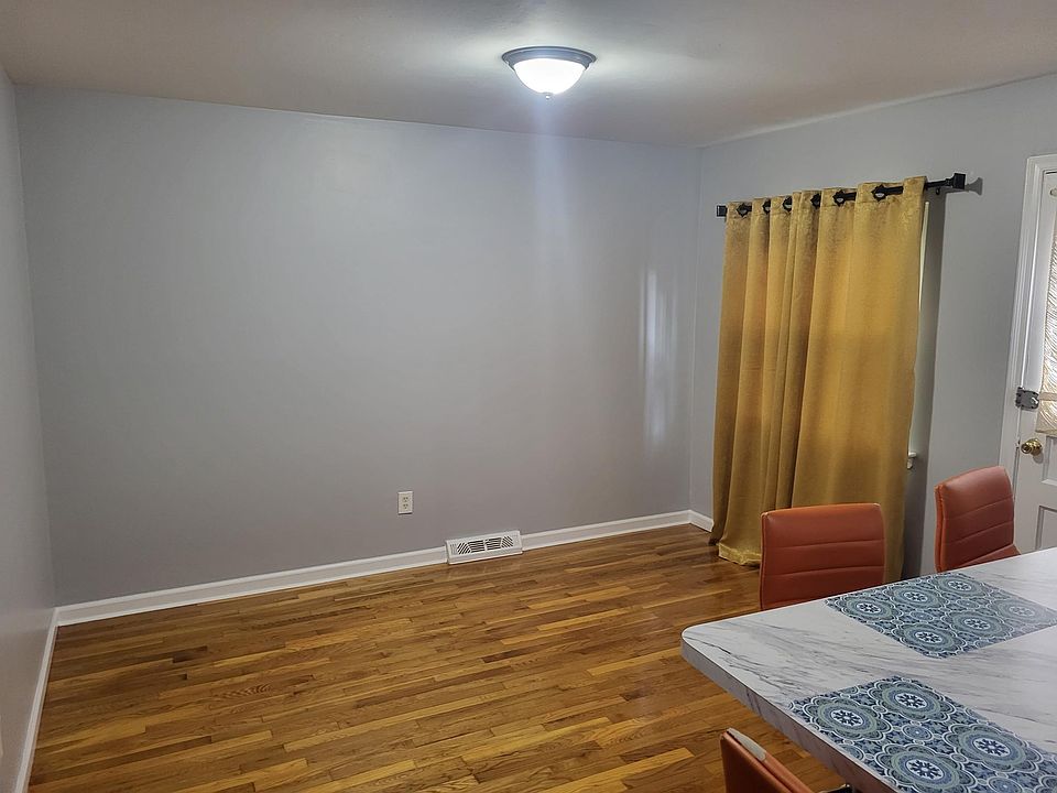 1st image of 413 S Fulton Ave Floor 2