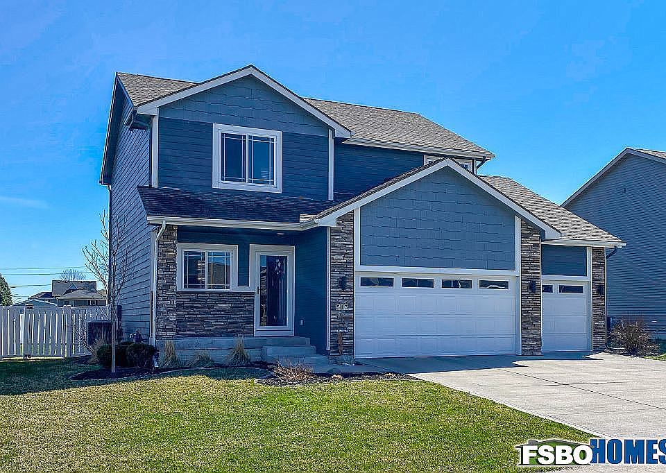 1st image of 513 Sycamore Dr NW