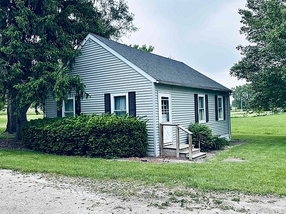 4th image of 2611 Luminary Ln