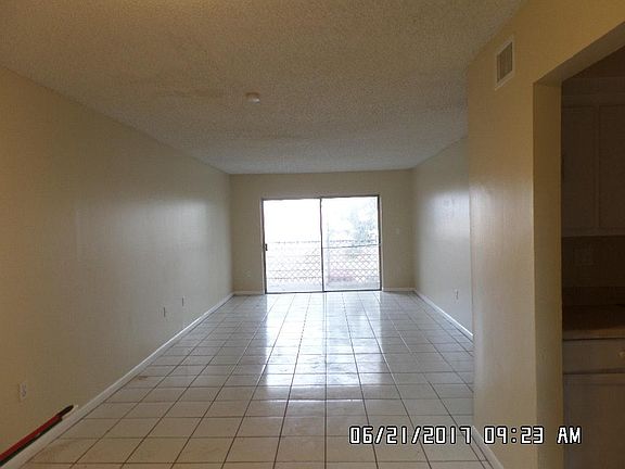 3rd image of 3710 NW 21st St APT 209