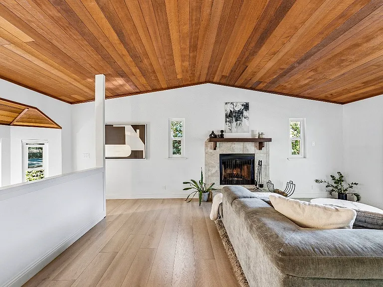 18509 Alexandra Way — Photo 4
