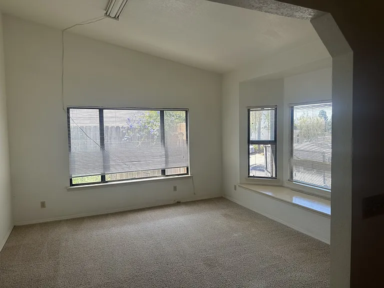 2939 S Stardust Dr — Photo 5