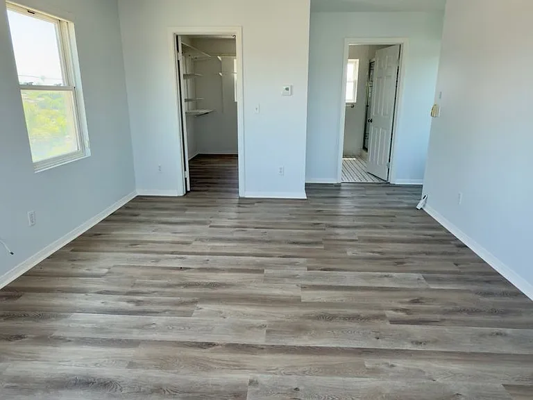 4572 Valencia Dr — Photo 11