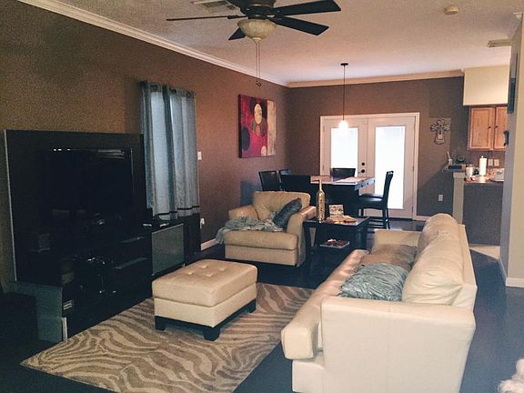 Hardwood floors in Living Room, Dinning Room and Staircase