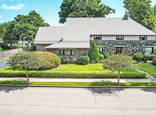 133 Clifton St, Portland, ME 04103