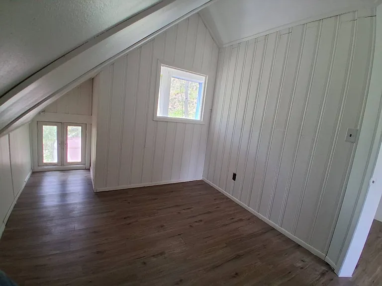 3648 Fall River Rd — Photo 4