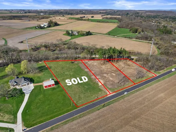 LOT 2 Loveland Rd, Poynette, WI 53955