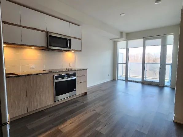 10 Deerlick Ct, Toronto, ON