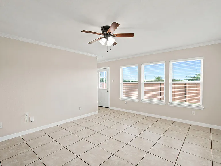 8475 Widgeon Way — Photo 12