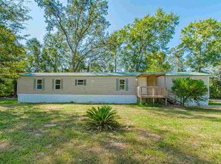 19510 Vaughn Rd, Robertsdale, AL 36574