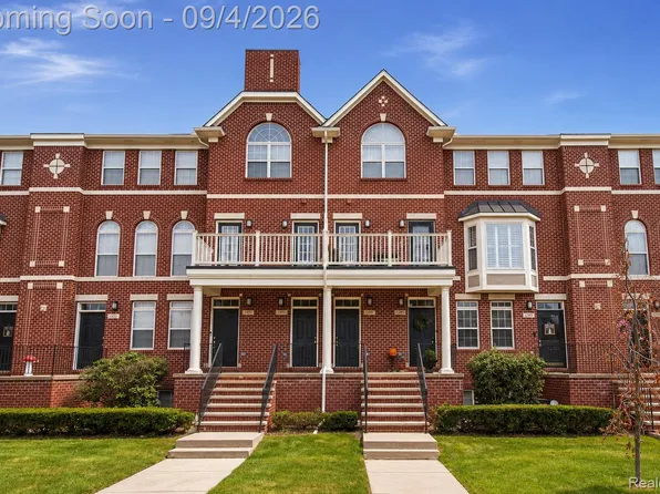 1405 Raliegh Pl, Troy, MI 48084