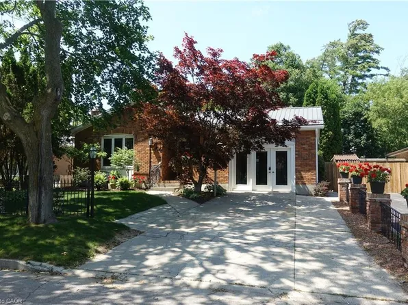 13 Kelly Ave, Norfolk County, ON N3Y 4V6