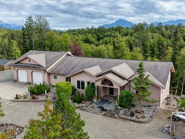 3996 E Country Field Cir, Wasilla, AK 99654