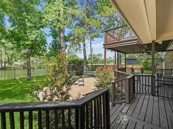 2023 Forest Garden Dr, Kingwood, TX 77345