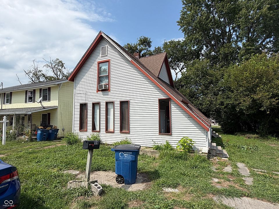 2nd image of 1307 4th St