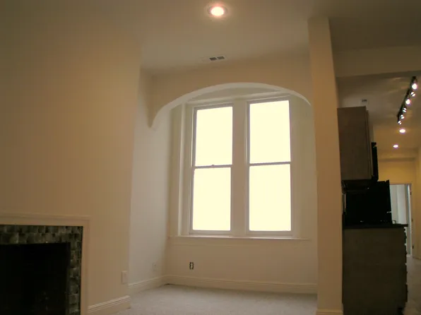 1121 N Calvert St, Baltimore, MD