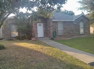 2521 Daisy Ln, Rowlett, TX 75089