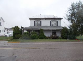 309 S Main St, West Manchester, OH 45382