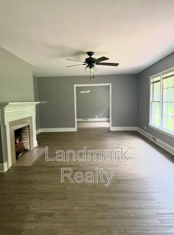 4 bed, 3.0 bath, $1,650 — Photo 4